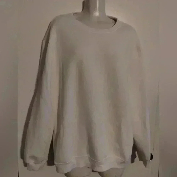 H&M Regular Fit  Club de Demain  Sweatshirt - Picture 1 of 2
